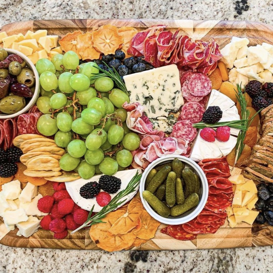 Kaktuss banketi - Catering - Uzkodu plates